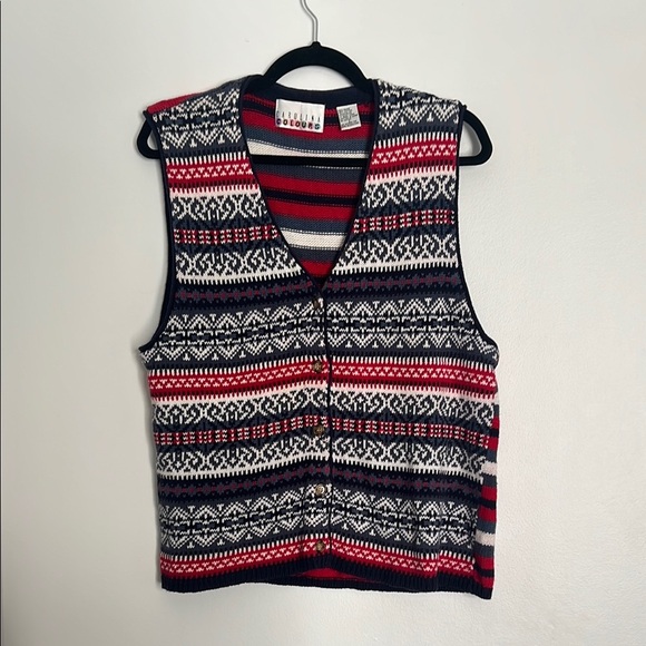 carolina colours Sweaters - Vintage Carolina Colours Patterned Knit Sweater Vest